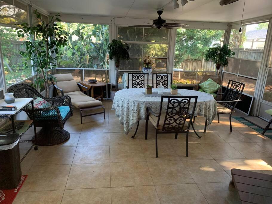 One Bed Suite Near Beaches And Downtown Sarasota Exteriör bild
