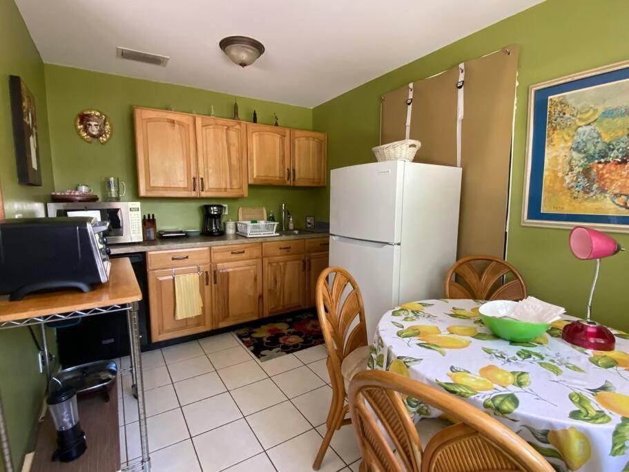 One Bed Suite Near Beaches And Downtown Sarasota Exteriör bild