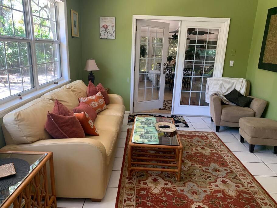 One Bed Suite Near Beaches And Downtown Sarasota Exteriör bild