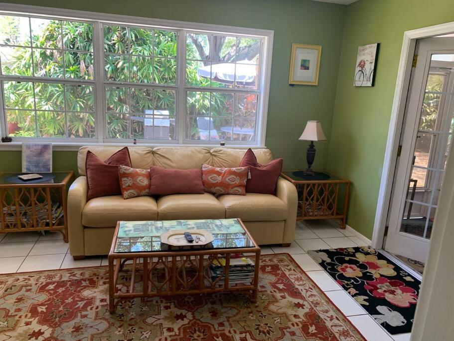 One Bed Suite Near Beaches And Downtown Sarasota Exteriör bild