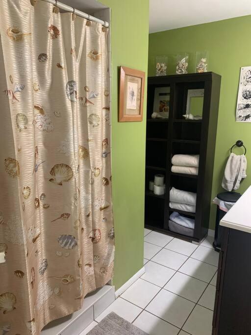 One Bed Suite Near Beaches And Downtown Sarasota Exteriör bild