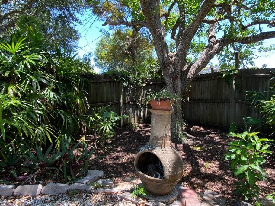 One Bed Suite Near Beaches And Downtown Sarasota Exteriör bild